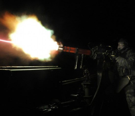 世界最强近防系统如何每分钟打4500发穿甲弹