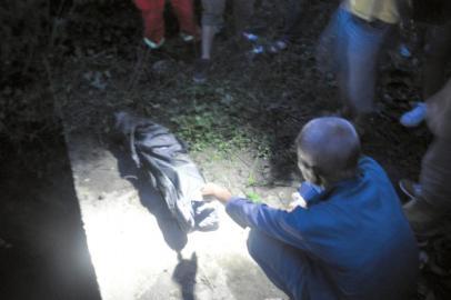 男子打架斗嘴不解气持枪杀人 凶手可能杀错人