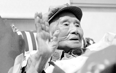 揭十位百岁开国将军长寿之谜:吕正操活到106