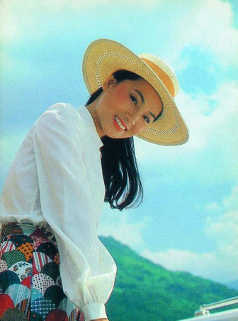 白百合被疑偷东西揭明星不为人知的特殊爱好【