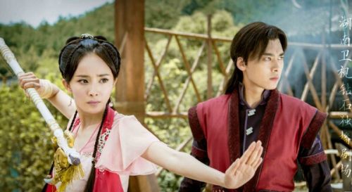 《古剑奇谭》曝片花杨幂出浴色诱李易峰 马天