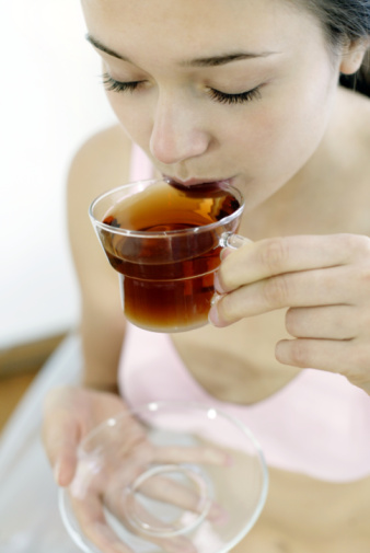 健康指南:女人5个时期千万不能喝茶(组图)