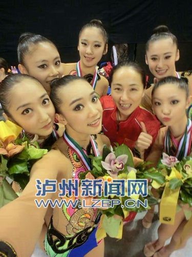 泸州女孩舒思瑶:新版一字马女神的执著人生