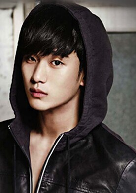  金秀贤 等今明两年 入伍  30岁以下男星将走掉大