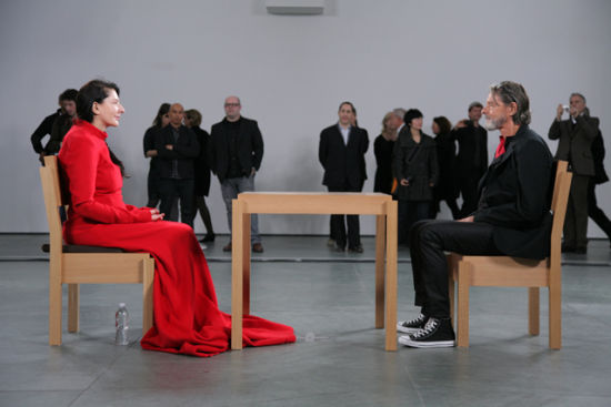 2010꣬ĪάMOMA716Сʱ