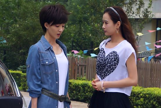 《爱的多米诺》热播 韩烨不服"后妈"王丽坤(图)