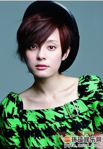 数还是短发御姐美照郭采洁短发娇俏高圆圆小头发过拉直好女星烫发好图片