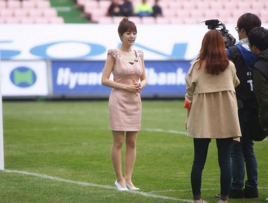 韩国女主播闪亮世界杯 容貌靓丽堪比明星