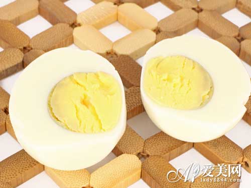 夏季最牛的18种防晒食物 吃出防晒霜效果