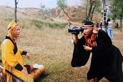 唐僧三人扮白龙马原来是黑的 盘点《西游记》