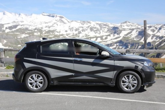 ŷHR-V