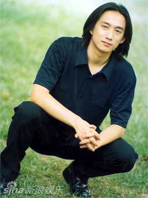 揭黄磊变形记 从文艺男青年到温暖胖老爸(组图