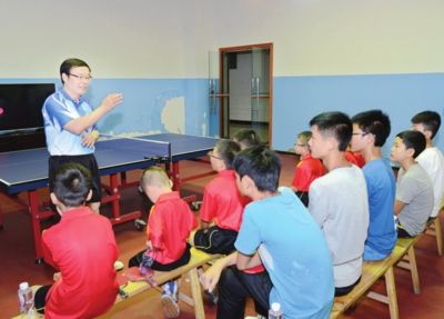 开展志愿服务活动贵在坚持--领袖人物纪念馆