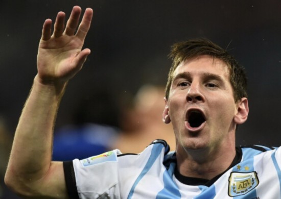 球王梅西--从侏儒症患者到足球之巅的巨星- Mi