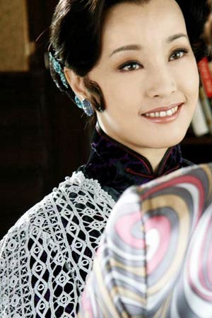 蒋梦婕微博晦涩承认恋情 周冬雨机场索吻林更