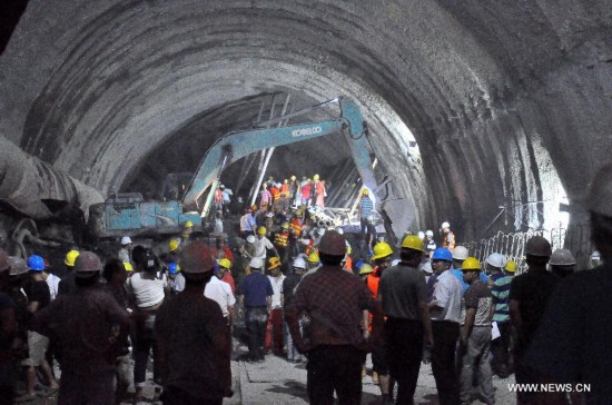 #CHINA-YUNNAN-TUNNEL COLLAPSE (CN*)