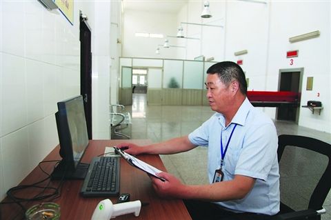 苏州太仓殡葬工徐伯明:人生终点站的守望者