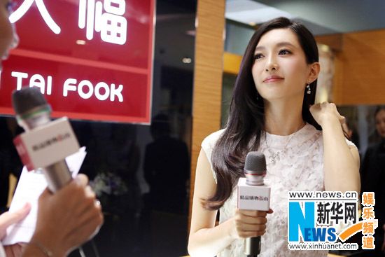冰漪_冰漪生活照超大图_模特冰漪魅丽人体_大妈丰满 ...