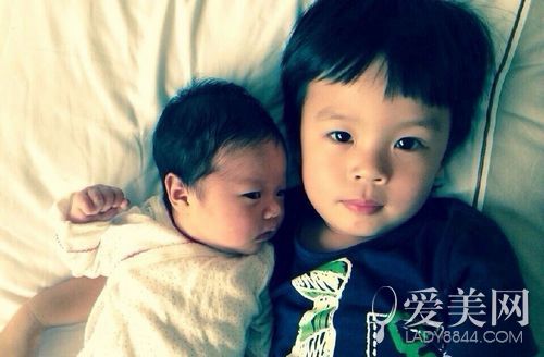  Ҧ��ɹС������Ӱ �Ƕ����������� 