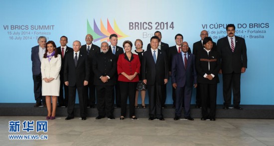 南美各国人口_世界各国偏见地图