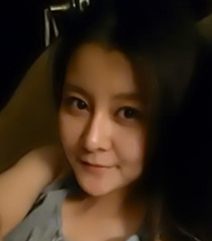 黄宏21岁女儿黄豆豆近照曝光 传媒大学读播音