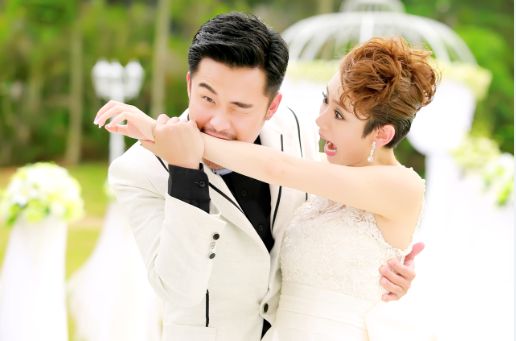 电视剧《爱情回来了》约等于《爱情公寓5》 的