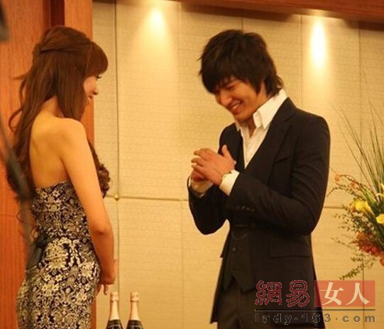 Angelababy张柏芝 盘点《快乐大本营》上的女