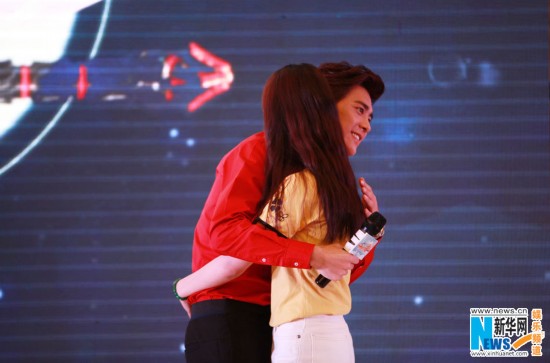 《古剑奇谭》电视剧主演狂欢 李易峰放话收视