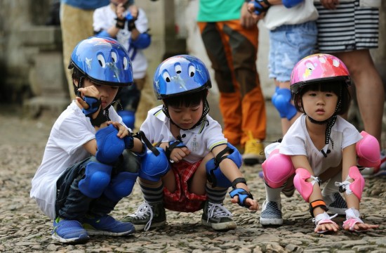 爸爸去哪儿第二季萌娃搞笑乡村风 逗趣不断(组