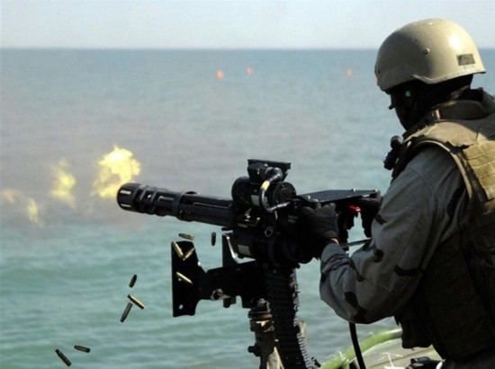 美军火神炮:射速每分可达6000发 为世界最快