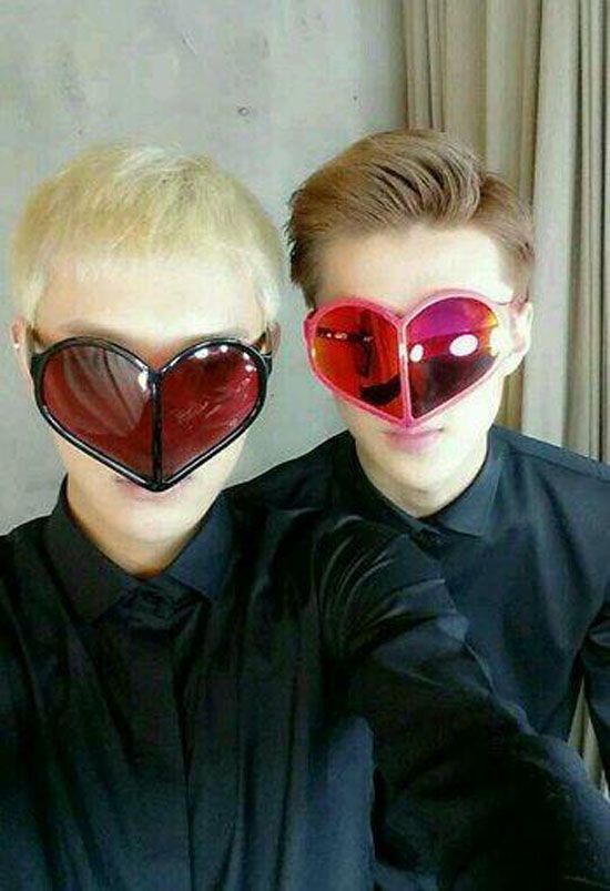 EXO吴世勋、黄子韬带WAlter VAN BEIRENDO