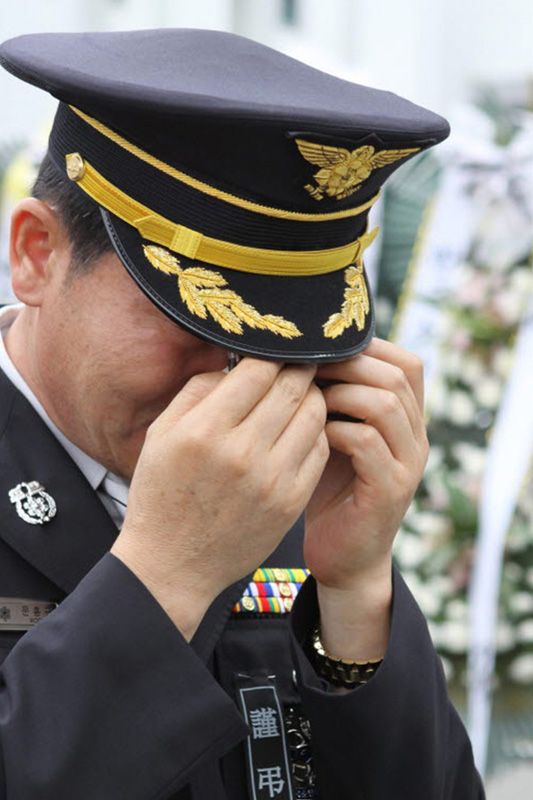 韩消防直升机坠毁遇难者告别仪式(组图)- Micr