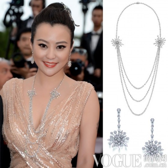 10位女星示范 长耳环搭出好脸型