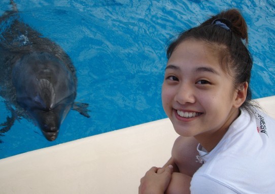 宋茜当选亚洲第一女神 杨幂排第七周笔畅惨出