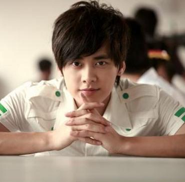 李易峰被颖儿倒追 盘点李易峰拍过的电视剧