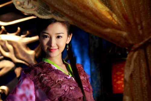 范冰冰张钧宁美照性感迷人 娱乐圈古装美人大