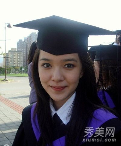 郭采洁大学<em>毕业照</em>美cry 女星<em>毕业照发型</em>PK--河