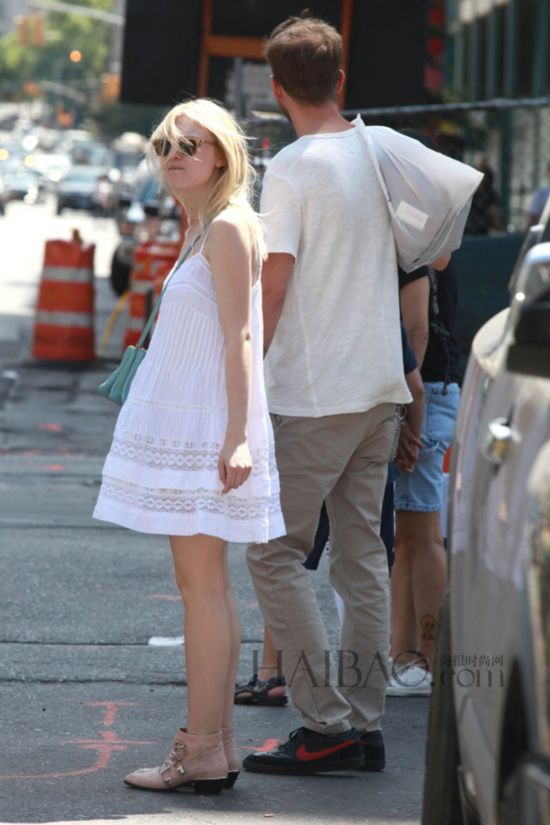 ʱ68գ (Dakota Fanning) ɫȹŦԼֳɢ