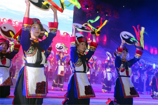 2014 Shilin International Torch Festival kicks off