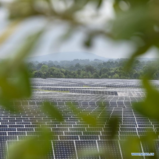 Photo taken on July 22, 2014 shows the methane gas fuel cells at Apple Data Center in Maiden, North Carolina, the United States.