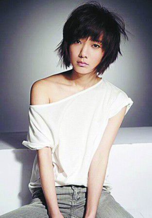 王珞丹奔跑背影网友调侃 <em>哈皮</em>过头的节奏【6】