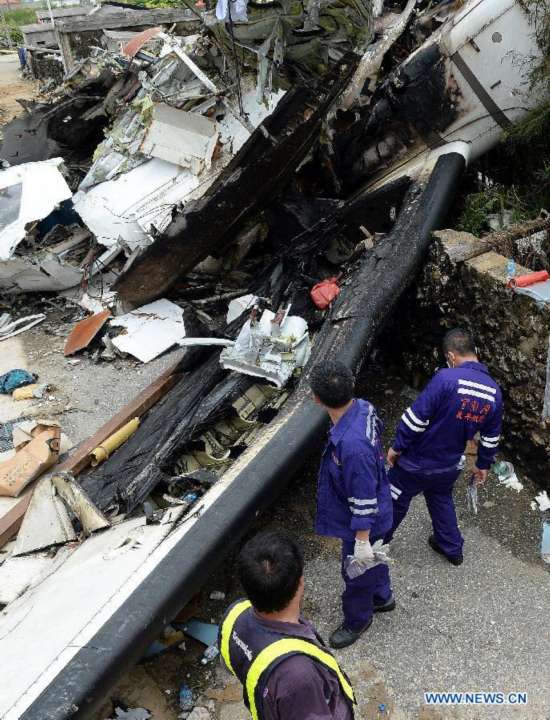 CHINA-TAIWAN-PENGHU-PLANE CRASH (CN) 