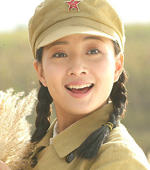 揭军艺校花殷桃:前夫受贿被判10年 曾陷包养门