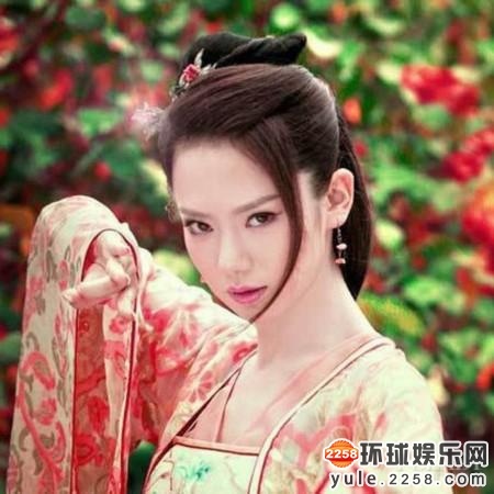 杨幂郑爽戚薇争夺第一古装美女图片