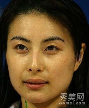 曝光十大美女明星最丑素颜照 没有最丑只有更丑!【7】