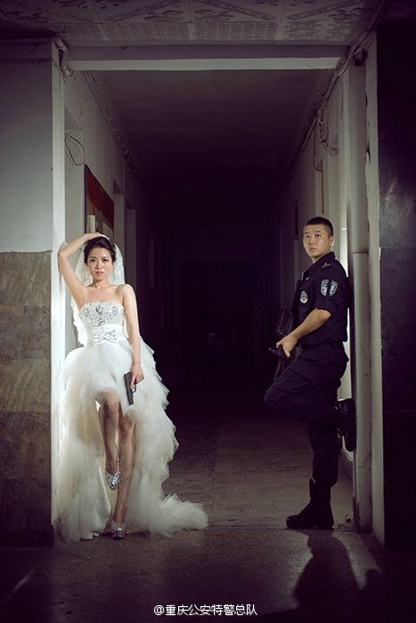 特警婚纱照_昆明特警婚纱照(2)