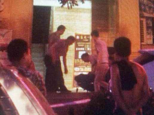 两名顾客与KTV工作人员起冲突 打斗致一死一