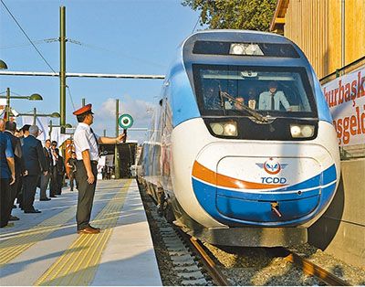 中国海外承建首条高铁在土耳其通车- Micro Re