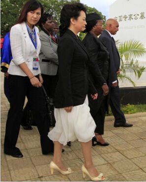 安倍<em>美女保镖</em>未满26岁