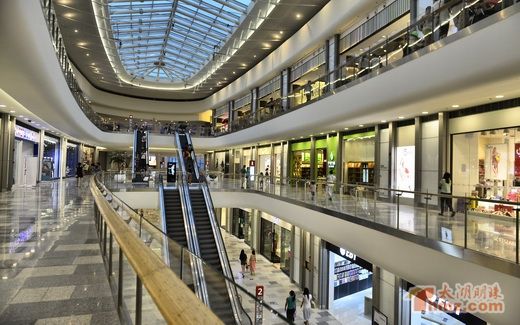 无锡荟聚购物中心客流过百万 锡东商圈活力显